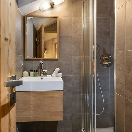 Whistler By Alpine Apartman