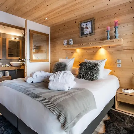 Апартаменты Whistler By Alpine